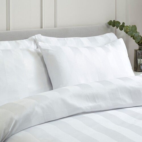 Catherine Lansfield Bela posteljnina 135x200 cm Satin Stripe - Catherine Lansfield Slike