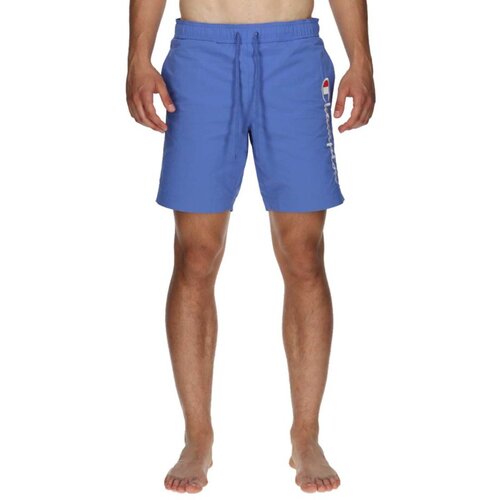 Champion - Beachshort Cene