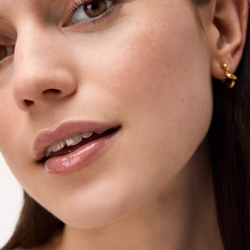 Catrice Aura Drop Lip Elixir ulje za usne s hranjivim učinkom nijansa 010 Sparkle Served 4 ml Slike
