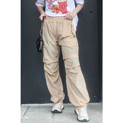 Madmext Beige Parachute Jogger Women's Trousers Slike