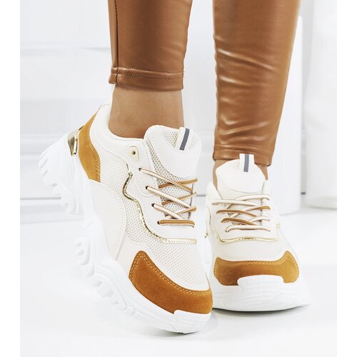 Gemre Beige Osorio sports shoes Cene