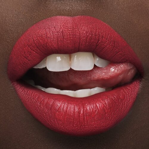 MAC Cosmetics M&amp;middot;A&amp;middot;Cximal Silky Matte Lipstick matirajoča &amp;scaron;minka odtenek Forever Curious 3,5 g Slike