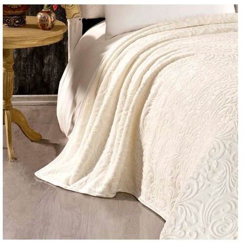 Vue signature plush decor charlotte faux fur coverlet collection outlet