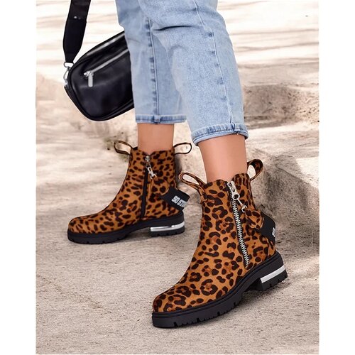 Resti Eco-suede boots with strap and zippers Redmisala Cene
