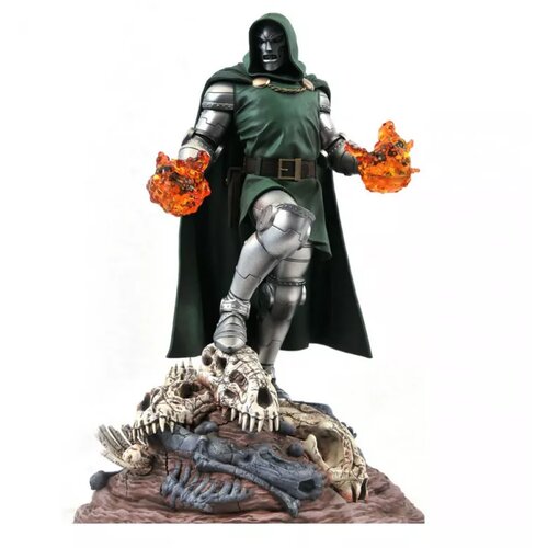 Diamond Select Toys Marvel Comic Gallery PVC Statue Doctor Doom (25 cm) Slike