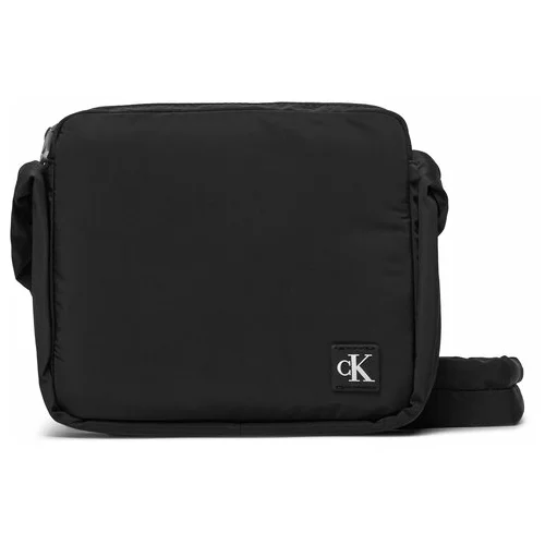 Calvin Klein Jeans Ročna torba Block Sq Camerabag21 Ny K60K611557 Črna