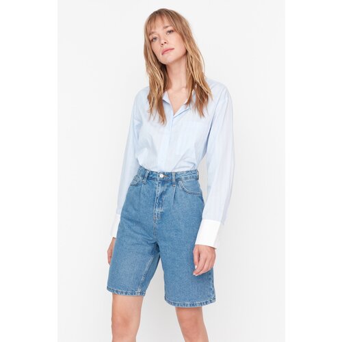 Trendyol Blue More Sustainable Pleated Denim Shorts Cene