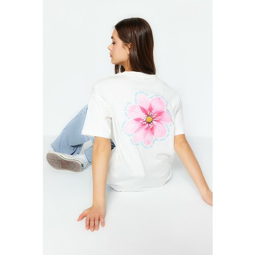 Trendyol T-Shirt - Ecru - Relaxed fit Slike