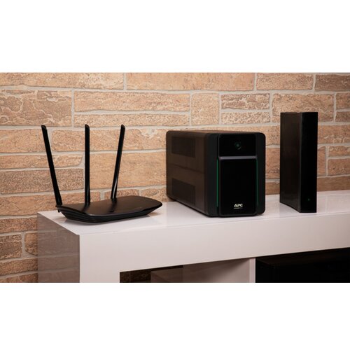 APC Back-ups bx1600mi-gr line-interactive 1600va 900w avr ups brezprekinitevno napajanje Slike