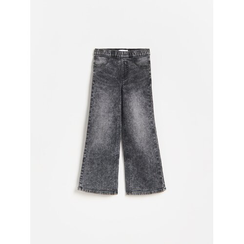 Reserved Rastezljive wide leg traperice - siva Cijene
