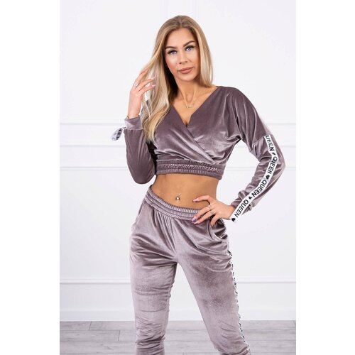 Kesi velour set with grey queen lettering Cene