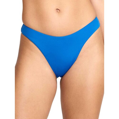 Nike essential Cene