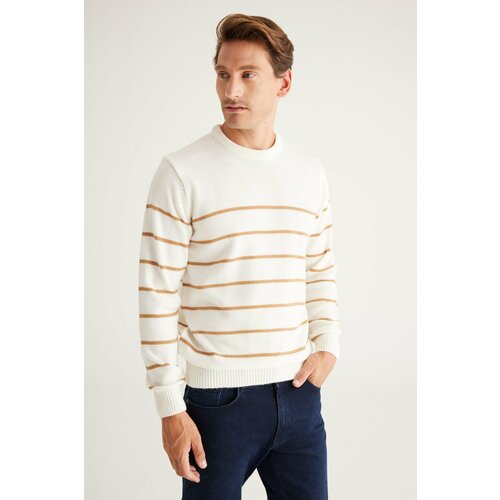 AC&Co / Altınyıldız Classics Men's Ecru-caramel Standard Fit Normal Cut Crew Neck Striped Knitwear Sweater. Slike