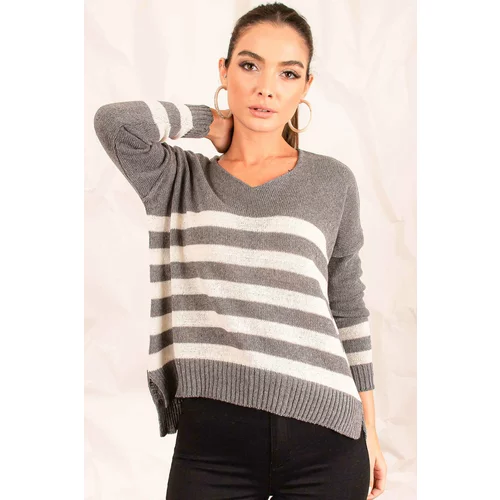 armonika Women's Gray V-Neck Striped Sweater Short In The Front