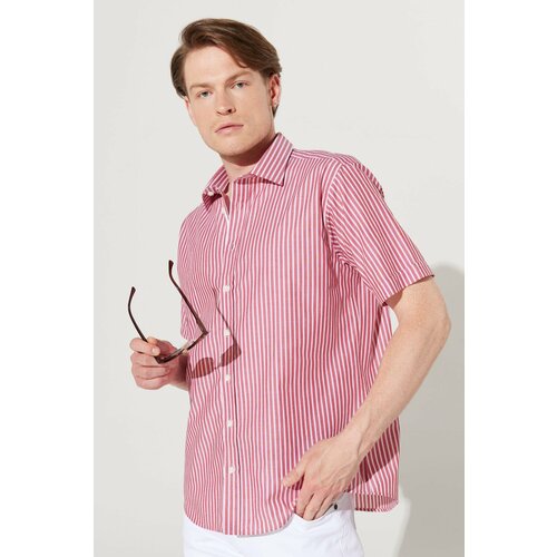 AC&Co / Altınyıldız Classics Men's Claret Red-White Comfort Fit Comfy Cut, Classic Collar 100% Cotton Striped Shirt. Slike