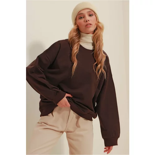Trend Alaçatı Stili Women's Bitter Brown Crew Neck Oversize Basic Sweatshirt