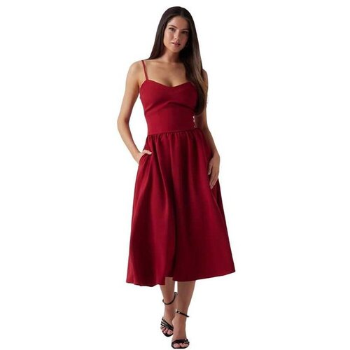 Guess crvena midi haljina Slike