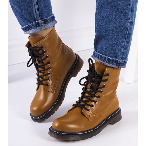 D/CEO Black boots Lebel Cene