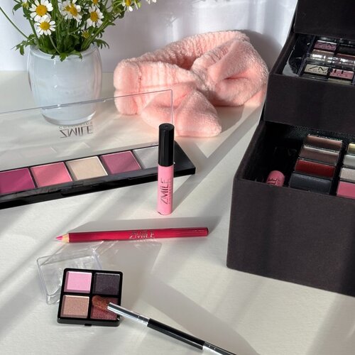 ZMILE COSMETICS beauty case velvety limited grey dekorativna kozmetika 80,2 g Cene