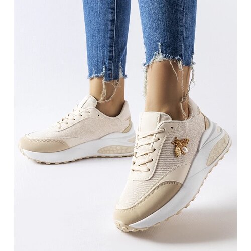 D/CEO White trainers Justar Cene