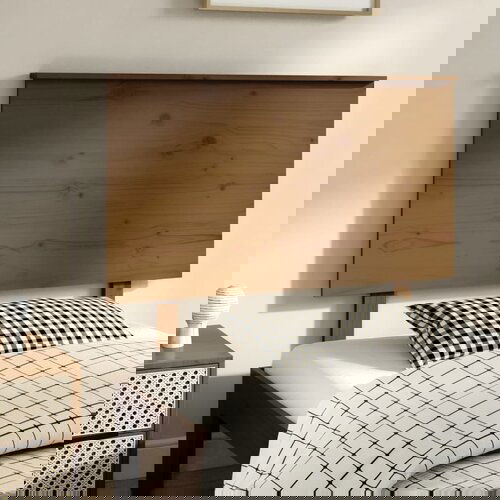 vidaXL Posteljno vzglavje medeno rjavo 104x6x82,5 cm trdna borovina Cene