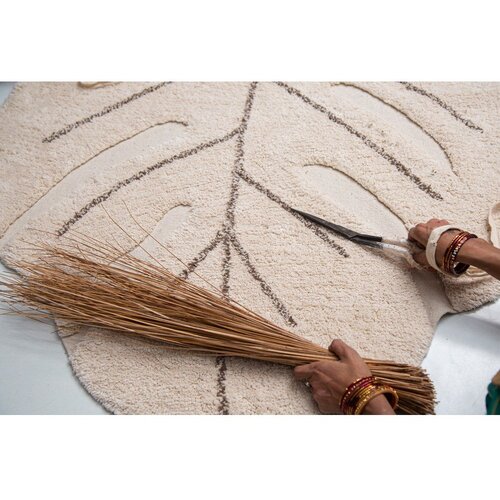 Lorena Canals Bež periv/ručno rađen pamučan dječji tepih 120x180 cm Monstera Natural &amp;ndash; Slike