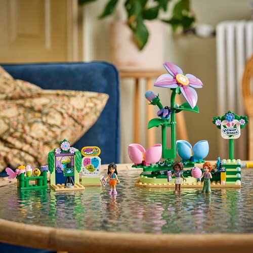 Lego LEGO&reg; Friends - Vožnja u rotirajućem cvetu i vilinskoj &scaron;oljici (42702) Cene