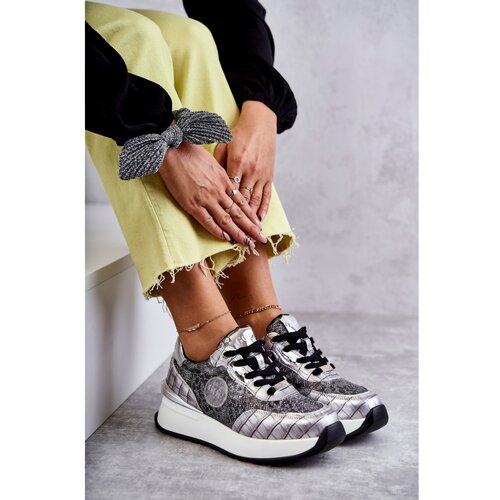 Kesi Women's Sport Shoes On Wedge GOE KK2N4083 Silver Slike