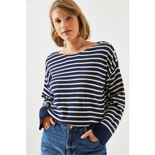 Bianco Lucci Women's Striped Shoulder Buttoned Sweater