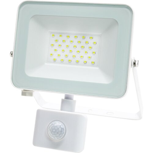 Greentech LED REFLEKTOR SA SENZOROM 30W 6500K 2550lm IP65 BELI GREEN TECH Cene