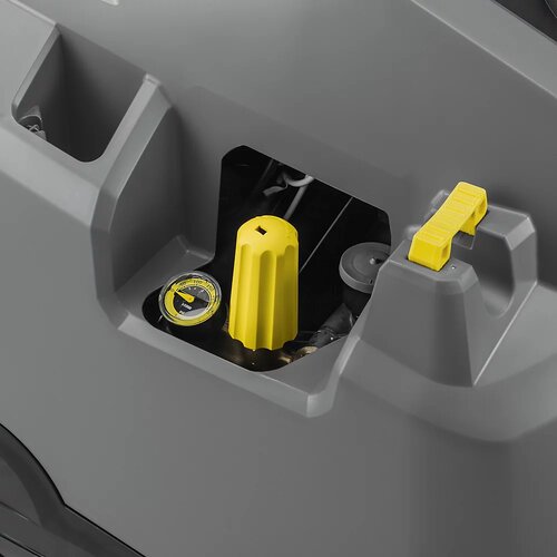 Karcher PROFI čistilec HDS 8/18-4 CXA 1.174-928.0 - - Panteh Cene