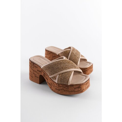 Capone Outfitters Women's Cork Platform Sold Straw Cross Band Slippers Slike