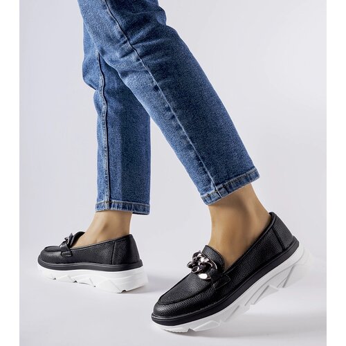 Gemre Black moccasins with chain Vinceza Cene