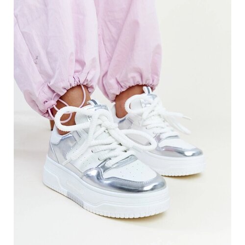 D/CEO Black trainers Beat Slike