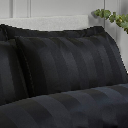 Catherine Lansfield Crna satenska posteljina za bračni krevet 220x230 cm So Soft Satin Stripe &amp;ndash; Slike