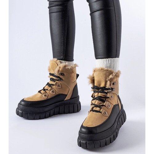 Gemre Beige ankle boots with a chunky sole Cervantes Slike