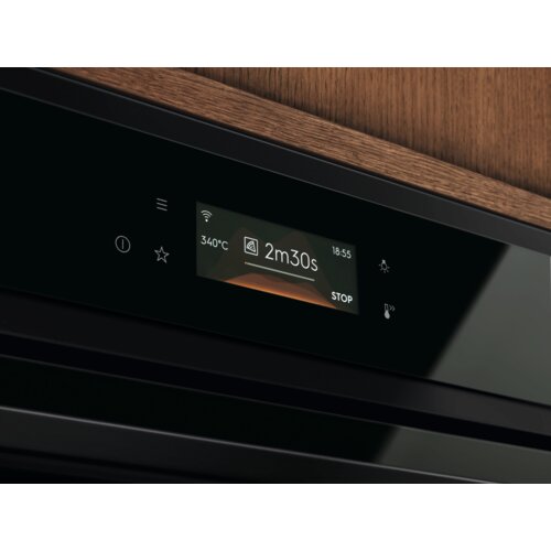 Electrolux ugradna rerna EOX8P38WH Slike