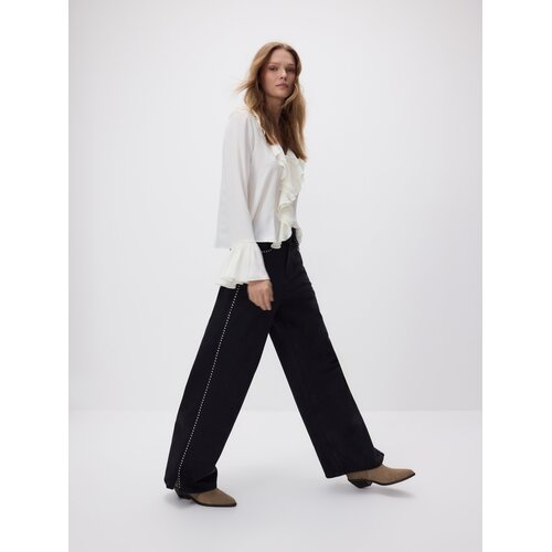 Reserved Jeans hlače wide-leg s aplikacijama - crno Cijene