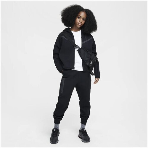 Nike Spodnji deli trenirke HV8698010 Črna Slike