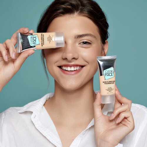 LAMEL OhMy Clear Face tekoči puder za problematično in mastno kožo odtenek 401 40 ml Cene