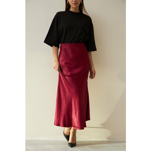 Laluvia Burgundy Flared Rise Waist Long Satin Skirt Slike