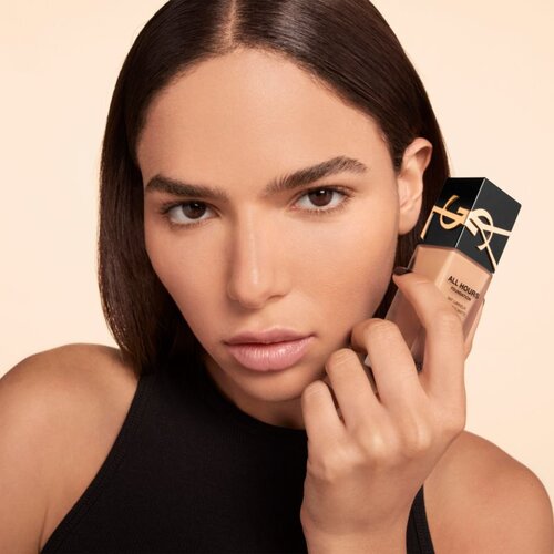 Yves Saint Laurent All Hours Foundation dolgoobstojen tekoči puder SPF 39 odtenek MW9 25 ml Slike