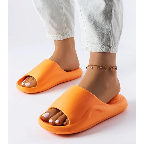  Orange rubber flip-flops Cecil Slike