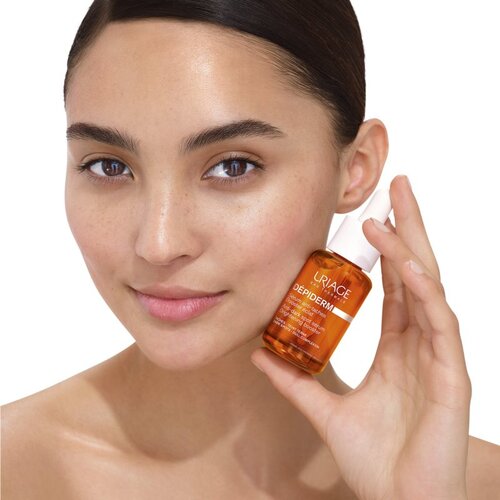 Uriage D&amp;eacute;piderm Anti-dark spot brightening booster serum posvetlitveni korekcijski serum proti pigmentnim madežem za osvetlitev kože 30 ml Slike