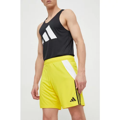Adidas Kratke hlače za vadbo Tiro 24 rumena barva