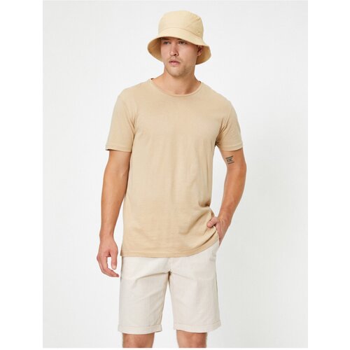 Koton Shorts - Ecru - Normal Waist Slike