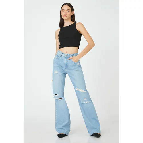 Koton The jeans are a relaxed fit with a high waist and wide legs. - Bianca Jean