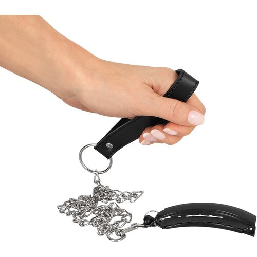 Bad Kitty Pussy Clamp with Leash Black Slike