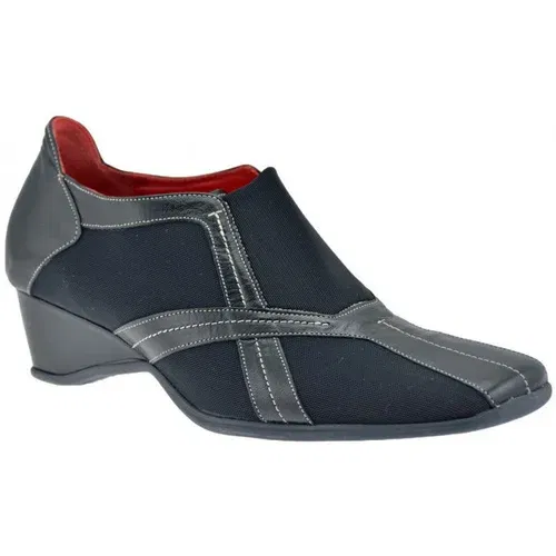 Janet&Janet Modne superge Stretch Slip- On Lässige Črna