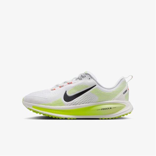 Nike vomero 18 gs Slike